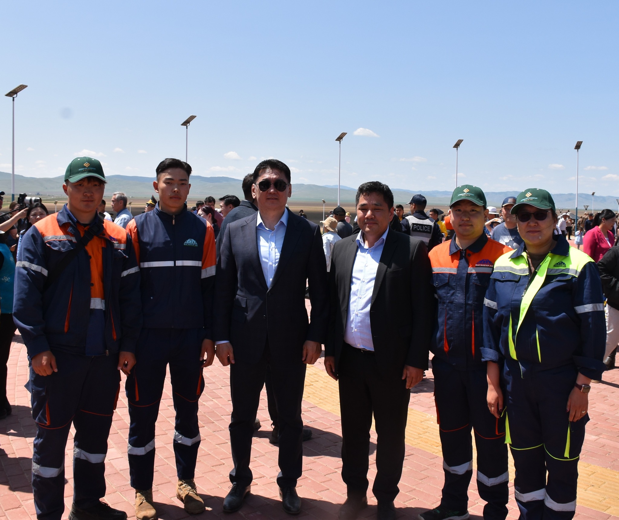 Шинэ Хархорум хотыг сэргээн байгуулах ёслолд оролцлоо